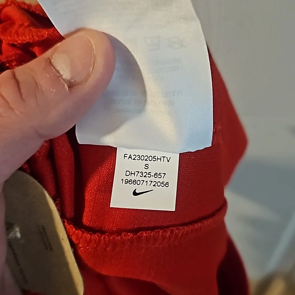 Nike Women's Fly Crossover Basketball Shorts: RED/BLACK: NEW WITH TAGS: SIZE S